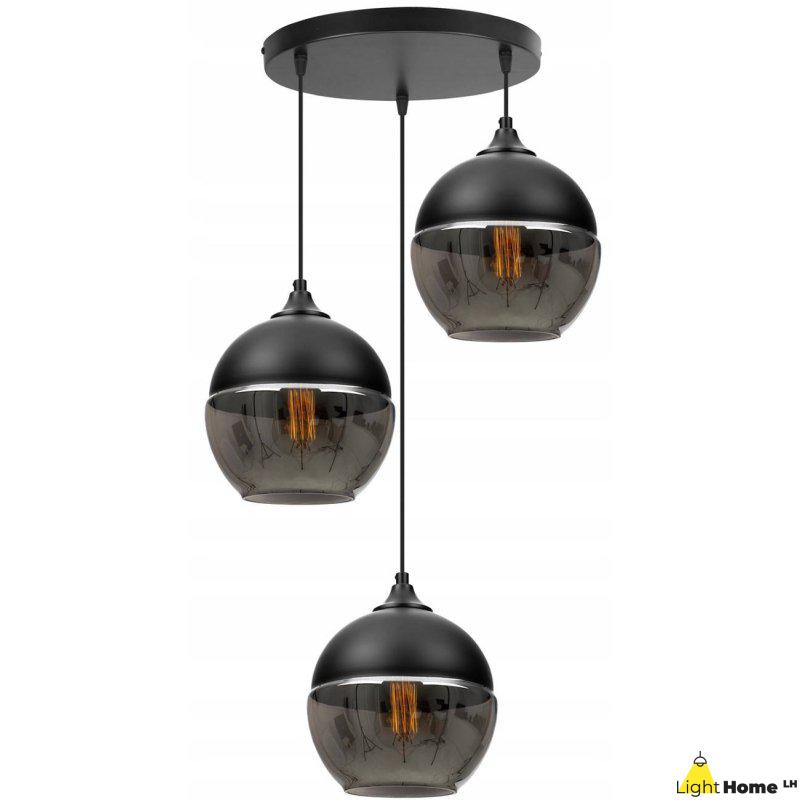 Pomysłowa lampa sufitowa z trzema kloszami kulami Pomysłowa lampa sufitowa z trzema kloszami kulami