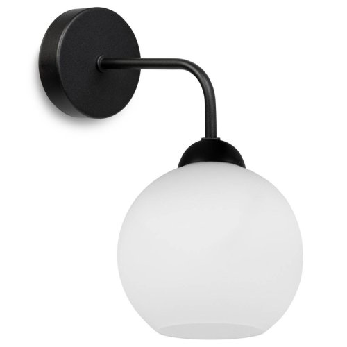 Kinkiet Ścienny z Mlecznym Kloszem w Eleganckim Stylu