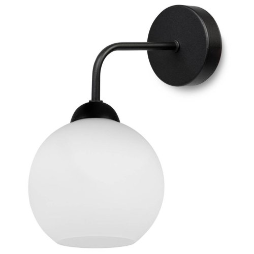 Kinkiet Ścienny z Mlecznym Kloszem w Eleganckim Stylu