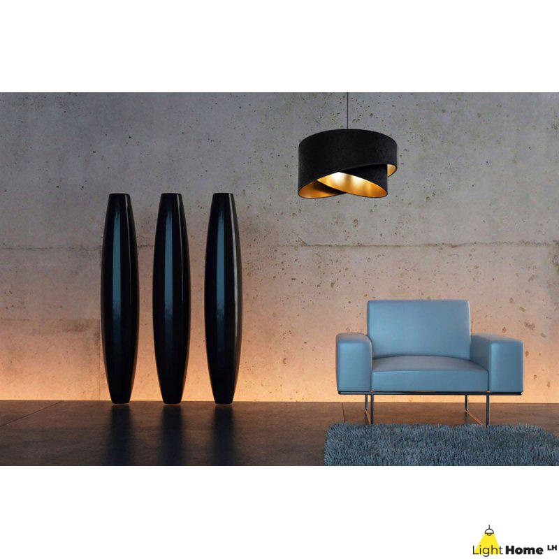 Wyjątkowa Lampa ze Złotym Środkiem w Designerskim Wnętrzu Wyjątkowa Lampa ze Złotym Środkiem w Designerskim Wnętrzu