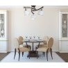 Elegancka lampa sufitowa ze szklanymi kloszami w stylowej jadalni Elegancka lampa sufitowa ze szklanymi kloszami w stylowej jadalni