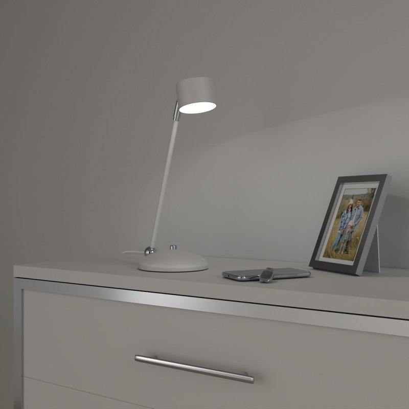 Lampa biurkowa stołowa LED ARENA, w kolorze białym, akcenty chrom, wysokość 40 cm