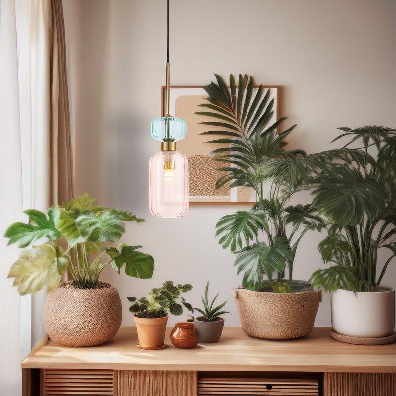 Lampa wisząca sufitowa żyrandol glamour MOLLY, pojedynczy szklany różowy klosz z ryflowaniem, do salonu, kuchni