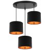 Lampa wisząca z czarnymi abażurami złote wnętrze czarna konstrukcja Lampa wisząca z czarnymi abażurami złote wnętrze czarna konstrukcja
