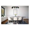 Nowoczesna Lampa 4 Płomienna Zaaranżowana w Eleganckim Salonie Nowoczesna Lampa 4 Płomienna Zaaranżowana w Eleganckim Salonie