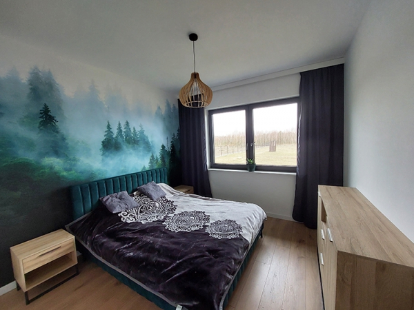 Designerska drewniana lampa sufitowa wisząca z regulacją