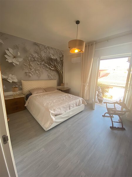 Lampa z abażurem, beżowa, złoty środek, MEDIOLAN, regulacja długości, jedna żarówka E27